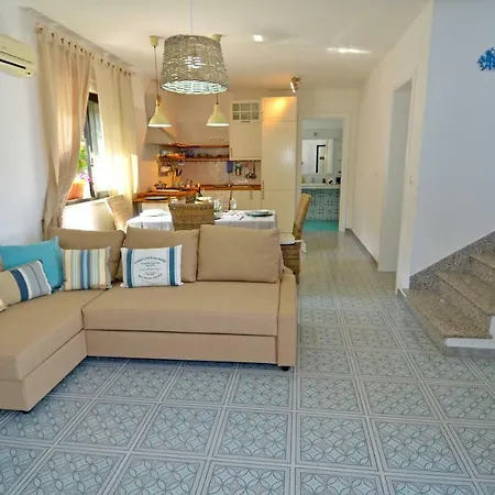 Casa Baia Azzurra Semesterbostad *