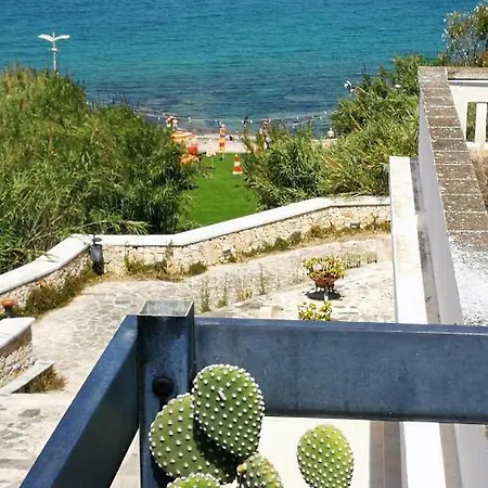 Casa Baia Azzurra Semesterbostad *