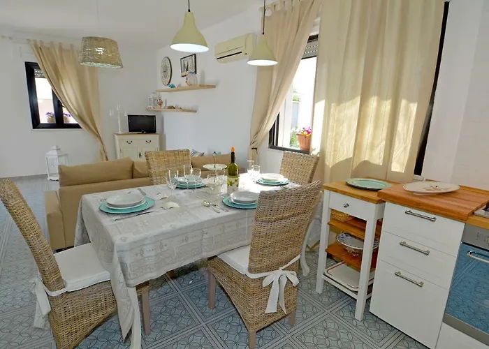 Casa Baia Azzurra Ferienhaus *