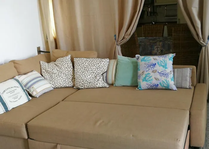 بيت للعطل Casa Baia Azzurra *